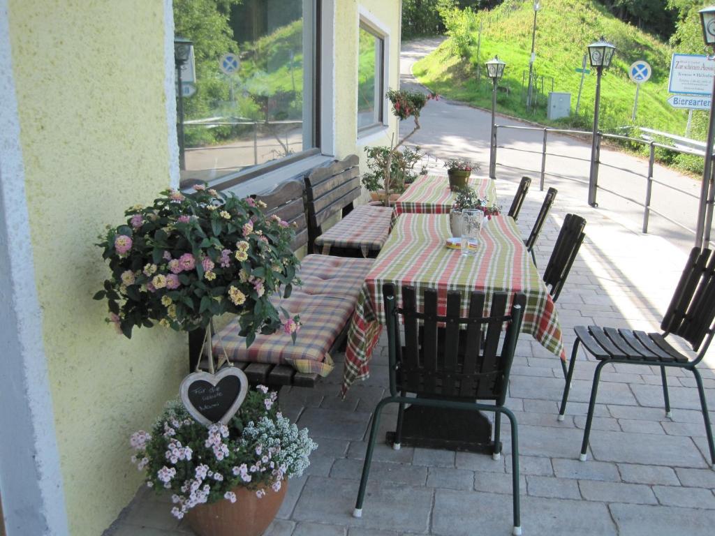Hotel Zur Schonen Aussicht Übersee Buitenkant foto