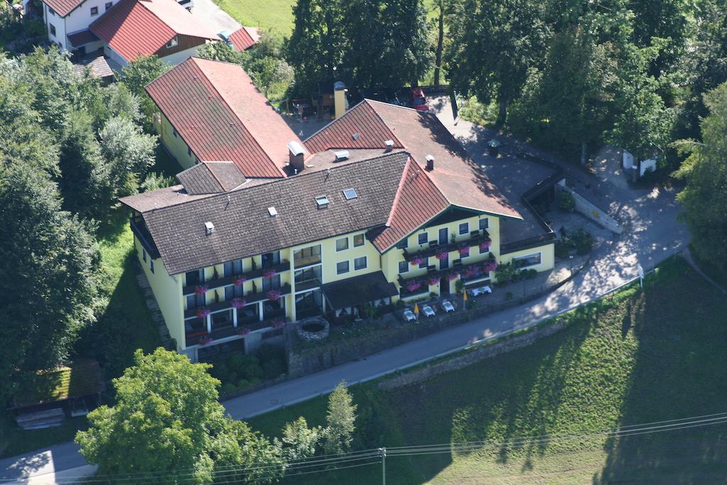 Hotel Zur Schonen Aussicht Übersee Buitenkant foto